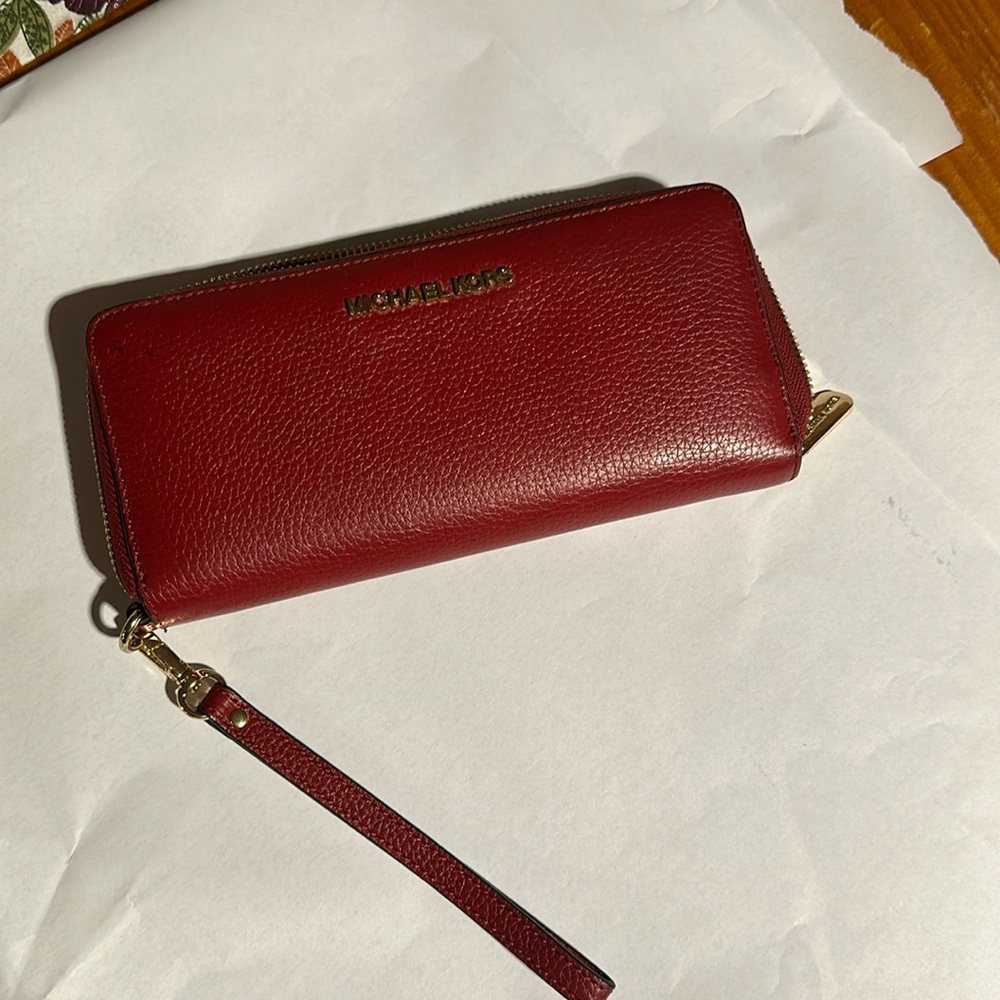 Michael Kors large wallet wine color excellent condition